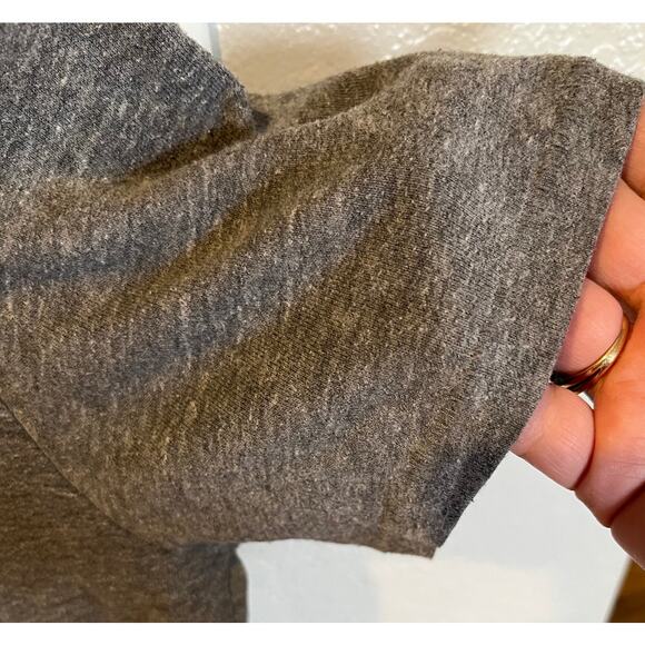 Human Rights Campaign Love Conquers Hate Women's graphic tee, Size Medium - Picture 6 of 6